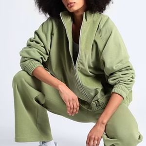 Nike Air Women Full Zip Corduroy Jacket Green Large NEW